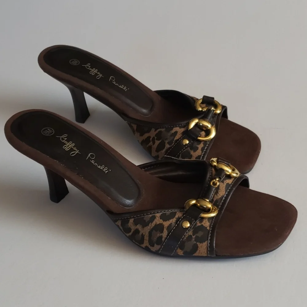 Leopard Heels - Picture 3 of 4